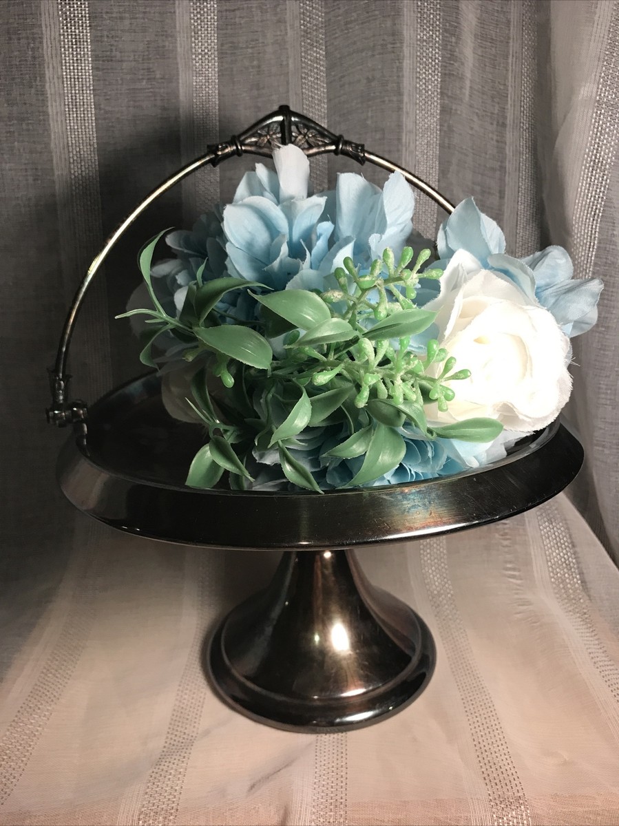 Meridian Britannia 1785 Silver Bridal Basket Pedestal Handle