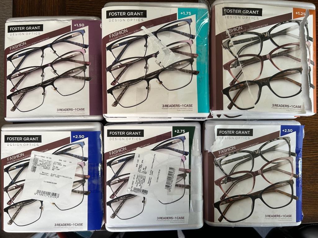 Foster Grant 3 pack Readers And 1 Case Fashion Reading