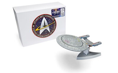 USS Enterprise NCC-1701-D Star Trek The Next Generation Corgi CC96611