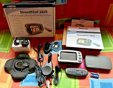 Navigatore satellitare Garmin StreetPilot 2820 con accessori per Moto