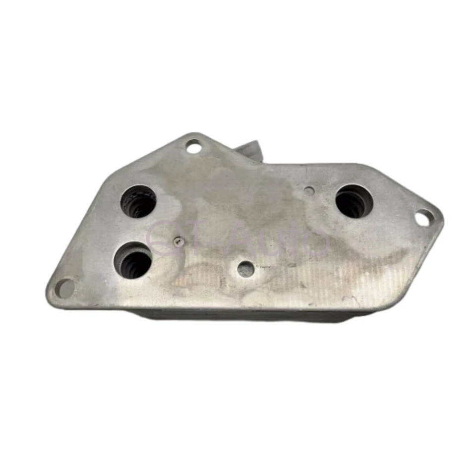 11427525333 Mahle Oil Cooler with Seal for BMW 3.0T 2012-2016 Activehybrid 3 5 7 Foto 4 de 4