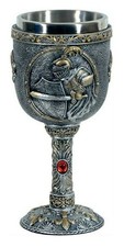 Mittelalter Weinkelch Kämpfender Ritter Trinkbecher Weinbecher Kelch