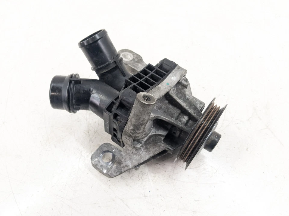 VOLVO XC40 WATER PUMP 1.5 T5 / B3154T5 PETROL PLUG-IN HYBRID 31492210 2021 - Image 2 of 4