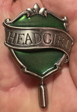 HEAD GIRL Harry Potter UNIVERSAL STUDIOS Warner Bro's. Entertainment Lapel Pin
