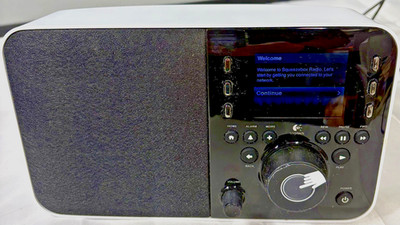 Logitech Squeezebox Radios Internet WiFi Music Player X-R0001 With Power Adapter