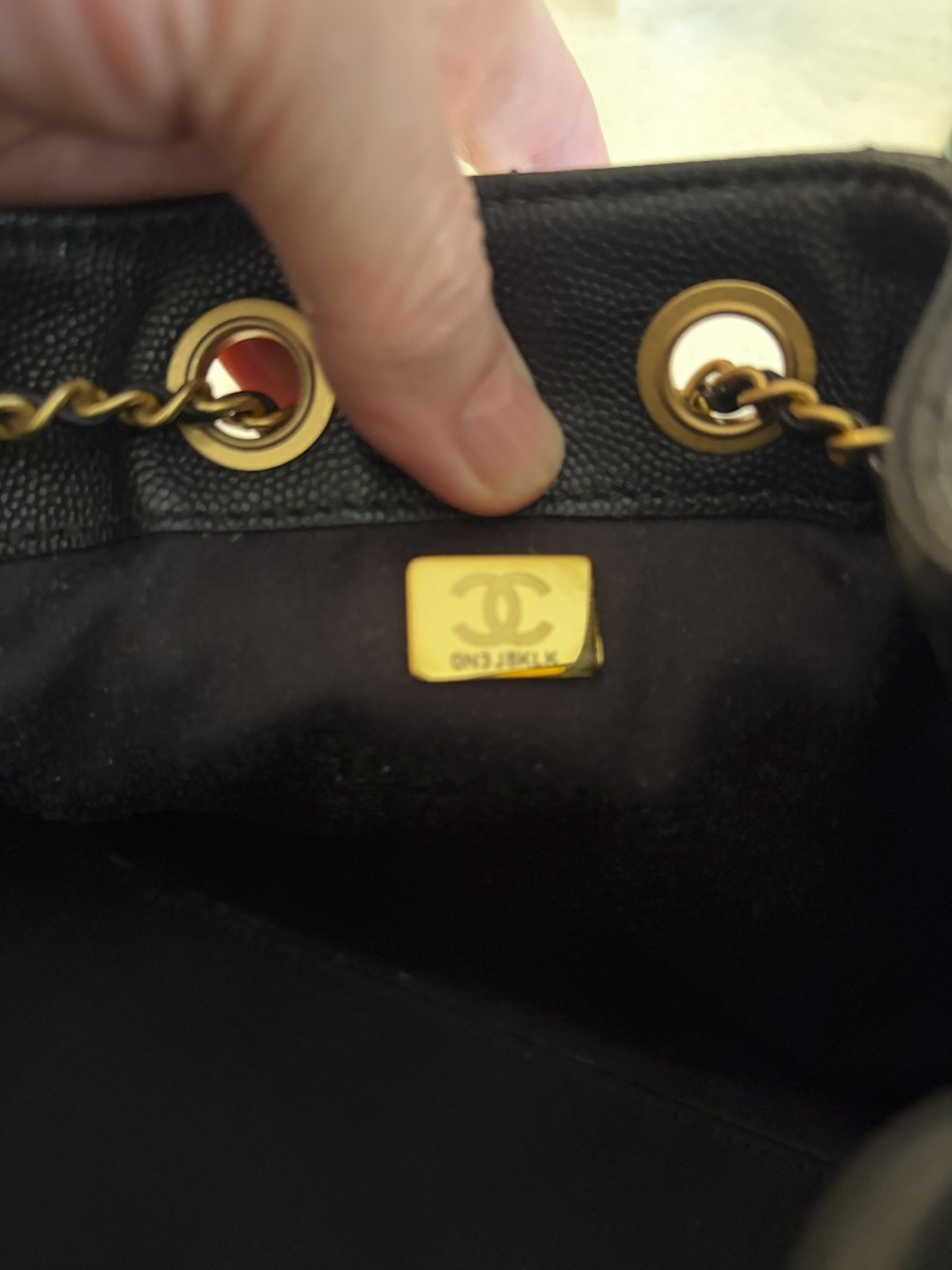 NEW Chanel 25 Mini Hobo Black Caviar Gold HW Full Set Box, Bag,  Receipt View 5