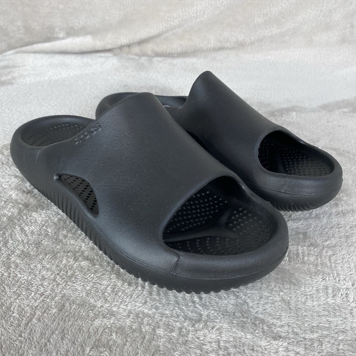 Crocs Mellow Slide Recovery Sandals Men 8 Women 10 Black 