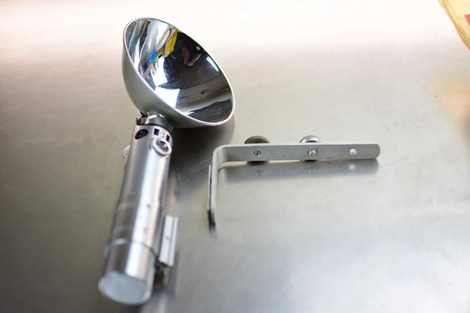 Vintage Graflex 2 cell flash handle red button Star Wars Lightsaber - Image 2 of 4