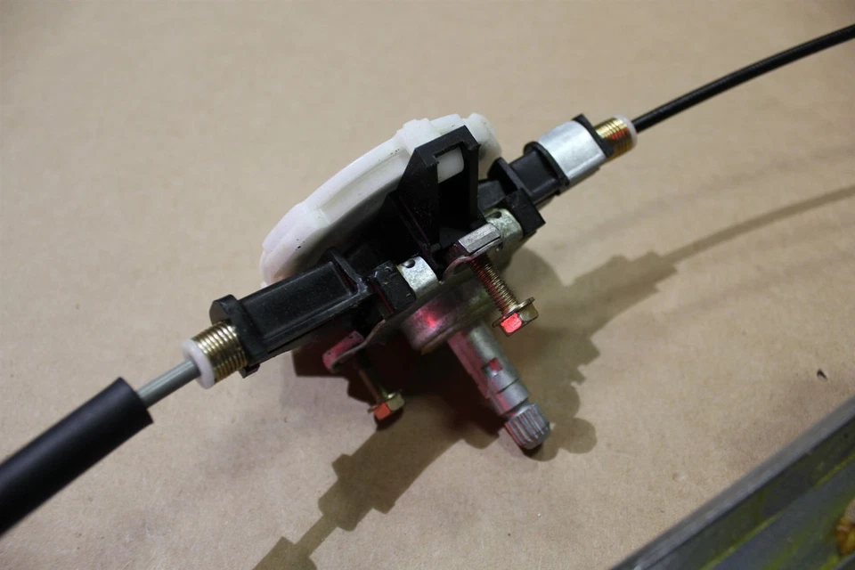 02-06 Vue Regulador Elevador Puerta Trasera-Ventana 22623014 Saturn Nuevo Stock Antiguo Nuevo de Lote Antiguo Fabricante Original Foto 3 de 4