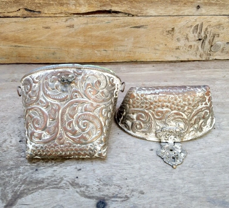 Cartera de mano vintage de mujer tallada floral de cobre coleccionable Foto 3 de 4