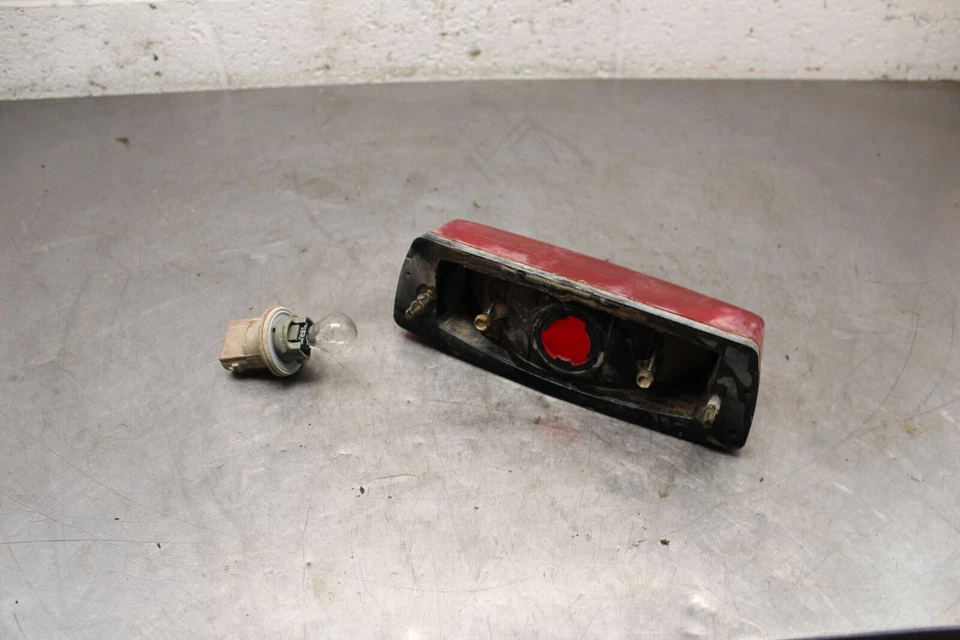 Arctic Cat 700 2013 4x4 Mudpro Limited luz trasera luz de freno lámpara A327 Foto 3 de 4