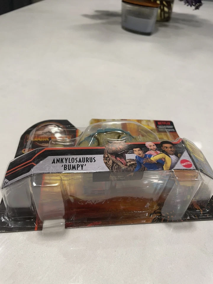 Jurassic World Camp Cretácico Ankylosaurus lleno de baches NETFLIX Foto 3 de 4