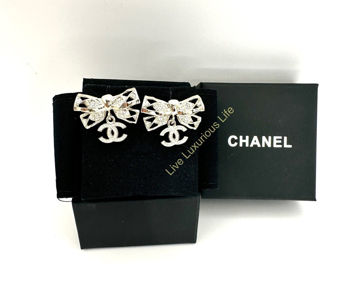 Authentic 2024 B24 Chanel Butterfly CC Logo Silver HW Authentic 2024 B24 Chanel Butterfly CC Logo Silver HW