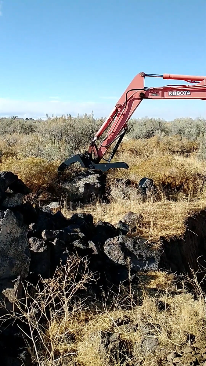 KUBOTA THUMB FOR KX71 KX91 KX121 U35 QUICK CONNECT HYDRAULIC