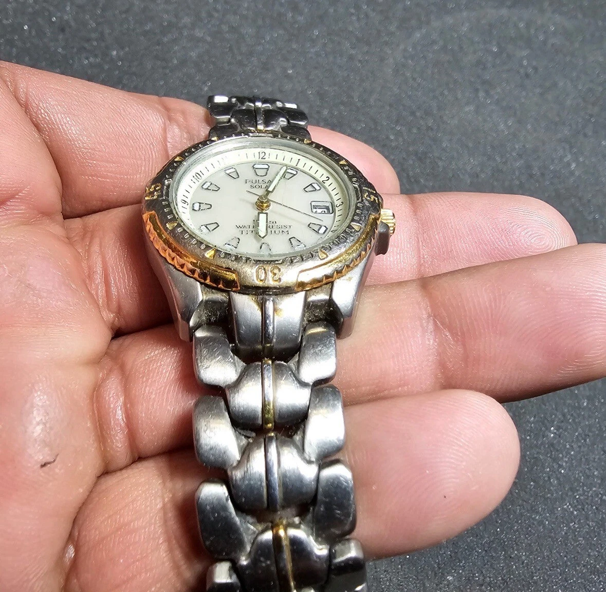 PULSAR SOLAR LADIE S SOLAR WATCH GOlD SILVER TONE V182 0A20 FOR