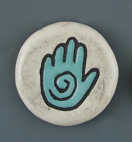 ARTISAN MADE CLAY BUTTON WITH SOUTHWEST DESIGNS - Picture 1 of 4
