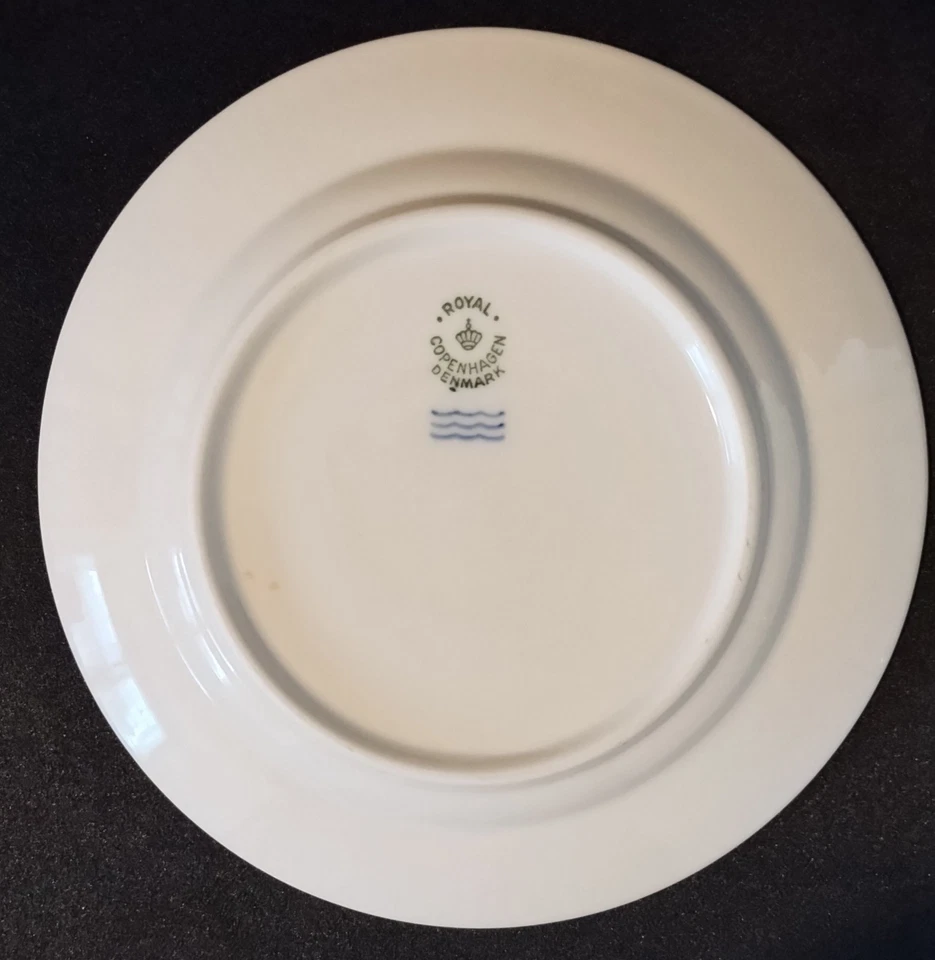 Conjunto de 4, Pratos de Sobremesa Vintage Royal Copenhagen "Georgiana", 6,75" - Imagem 3 de 4