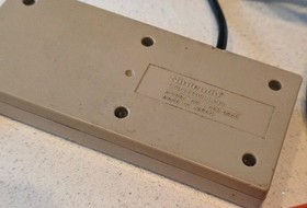 Nintendo 1985 Controllers For NES Console X 2 And 1 X 1985 Zapper Vgc Original 