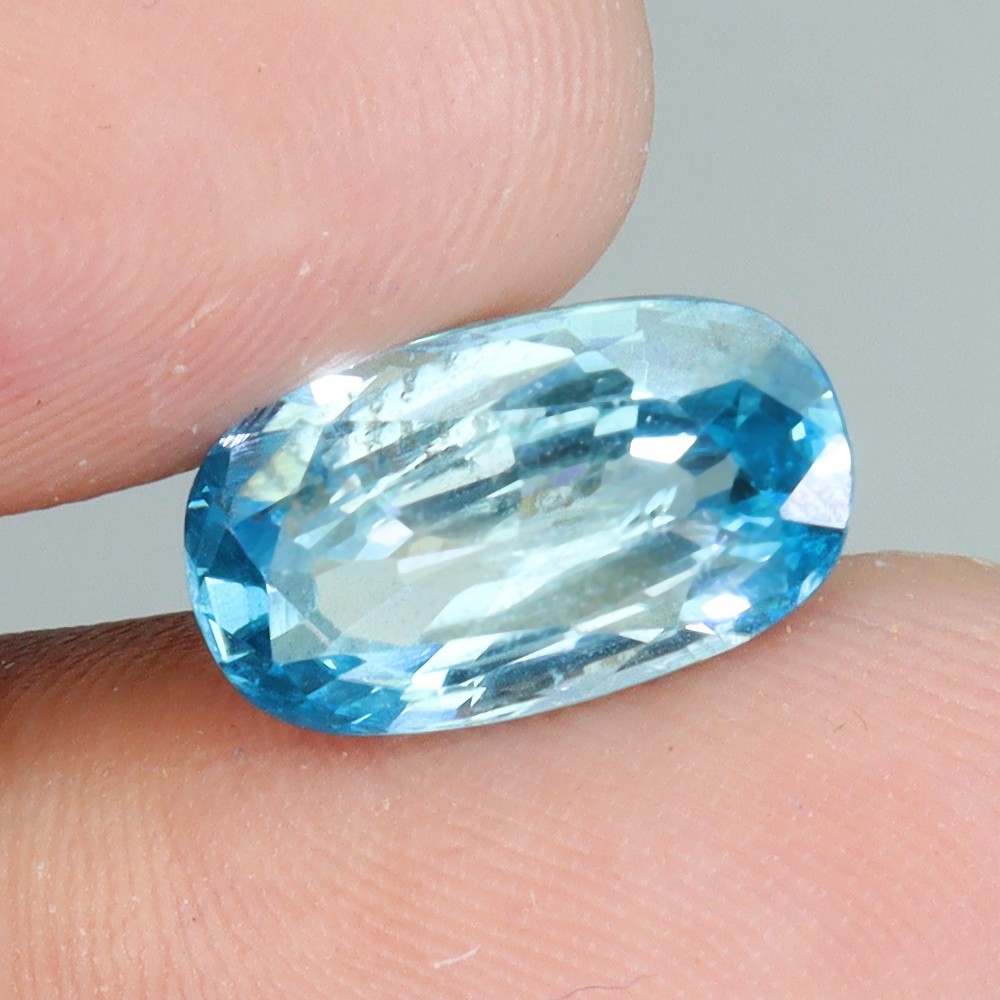 Oval Cut 100% Natural Heated Seafoam Blue Zircon Cambodia 3.91ct 11.5x6.5mm Gem