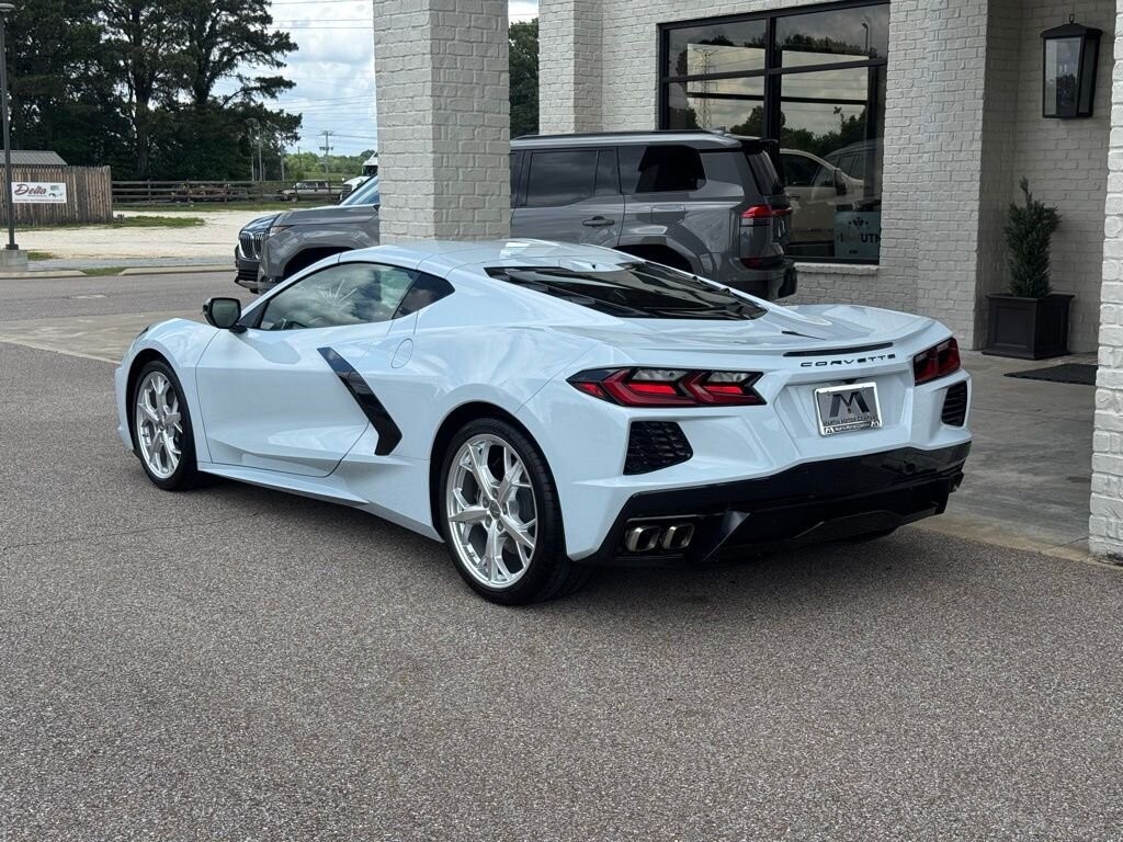 2022 Ceramic Matrix Gray Metallic Chevrolet Corvette Stingray 2LT | C8 Corvette Photo 9