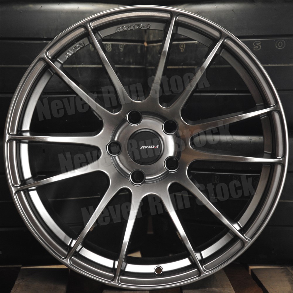 akisatoyuriさん12-18-9 AVID.1 AV-20 18x8.5 18x9.5 STAGGERED 5x114.3 HYPER BLACK 12 SPOKES
