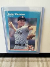 Fleer 1987 Roger Clemens Boston Red Sox Base Set Baseball Card #32