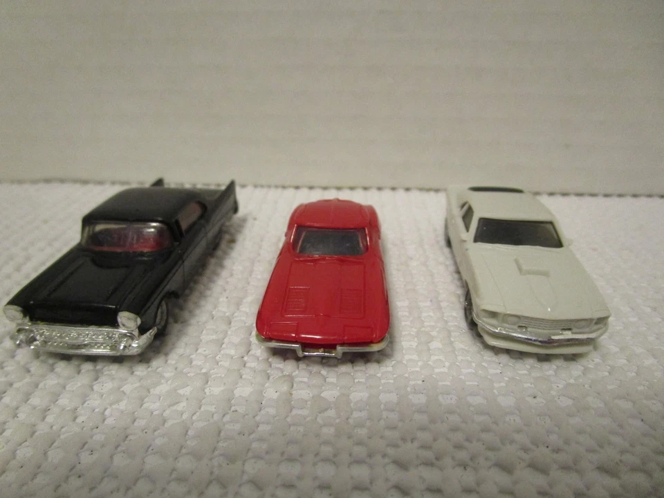 Monogram Mini Exacts HO Scale 1:87 DieCast Ford Mustang Chevy Corvette & Bel Air - Image 4 of 4