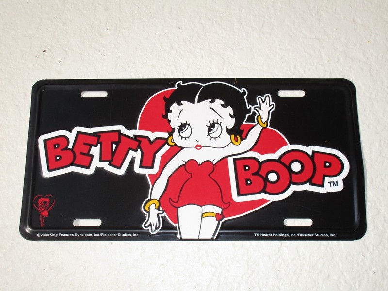 Betty Boop 1999 Black Red Heart Metal License Plate King Syndicate