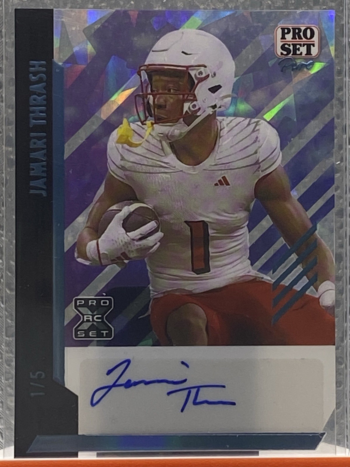 Jordan Travis Leaf Pro Set Pure Autographs #BAJT2 Base