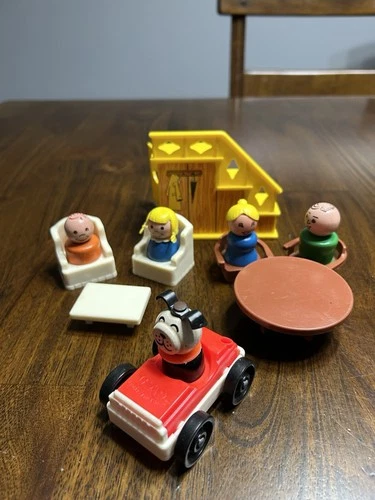 Vintage Fisher Price Little People Set Of Wooden People Tables Chairs Car Dog