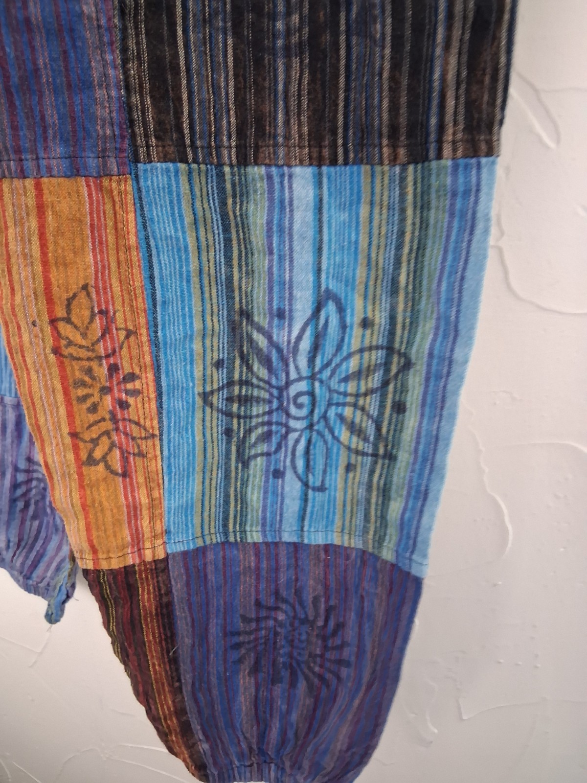 Patchwork Cotton Joggers Size Medium Pockets Gyps… - image 11