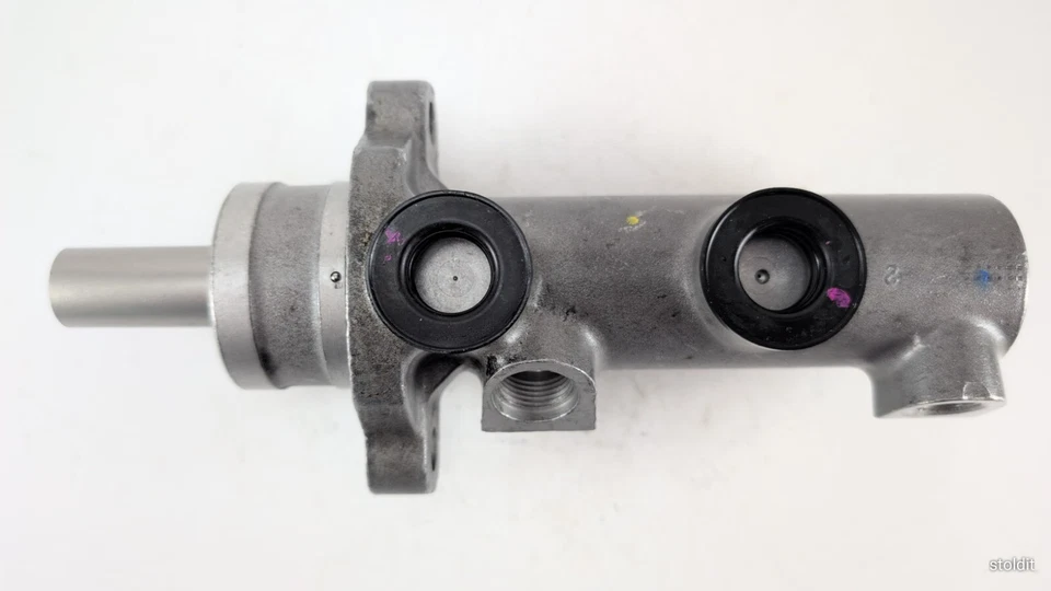 Cilindro maestro de freno Cardone 10-2864 para Ford e250-e350 selecto 1977-2000 Foto 2 de 4