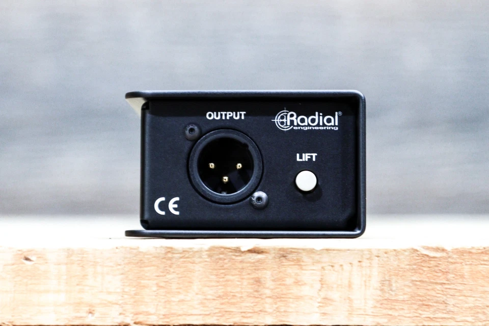 Radial Engineering Highline Passive Line Isolator Compact & Pedalboard Friendly - Image 4 of 4