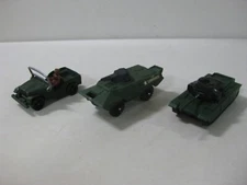 CORGI JUNIORS LOT 3 MILITARY VEHICLES-COMMAND V100-WILLYS JEEP-CENTURION TANK