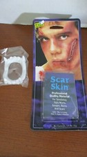 SCAR SKIN and VAMPIRE TEETH Halloween Accessory Make-Up