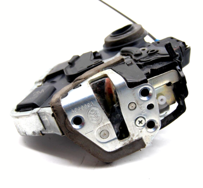 NEARSIDE FRONT DOOR LOCK LATCH MECH FOR TOYOTA AVENSIS T25 1.8 2.0