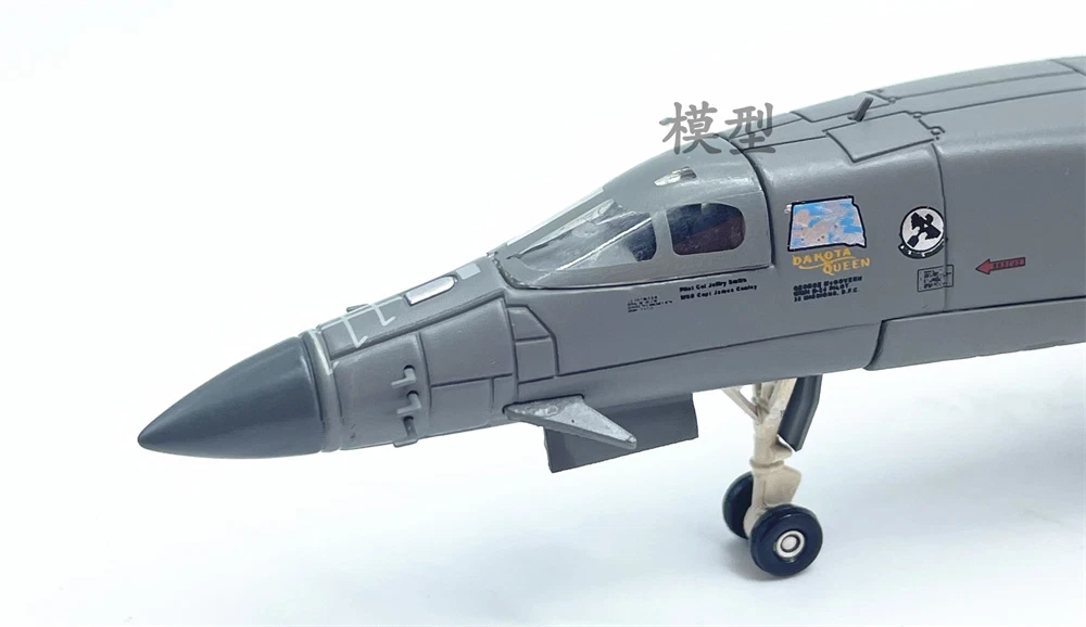 Air Force B-1B B1 Lancer strategic alloy finished model WLTK 1/200 U.S.