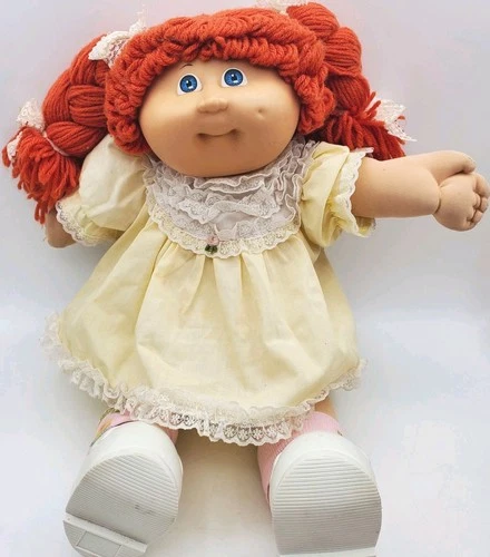 VTG 1984 Cabbage Patch Kids RedHeaded Doll Green Signature One Spot On Dress