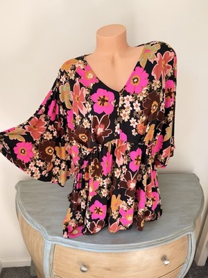 Dear Scarlett Lizzy Tunic Top Loud Womens XL Flutter Easy Empire Peplum Blouse V