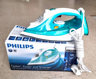 Philips Bügeleisen Dampfbügeleisen Azur Performer NEU mit Karton
