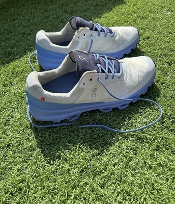 Women s On Cloud trail/hiking running shoes gray/blue US 10 Pre-Owned