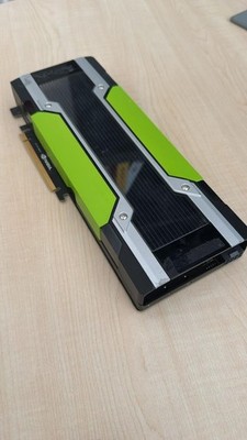NVIDIA Tesla M10 32GB (4x GPU) Server Grafikkarte PCIe   getestet   Halter fehlt
