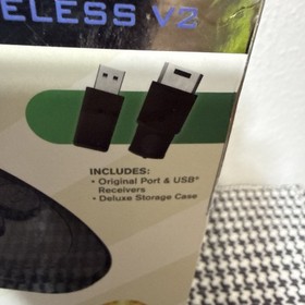 Retro-Bit 2.4GHz V2 Wireless Controller 8-Button Sega Saturn, Genesis Mini Black