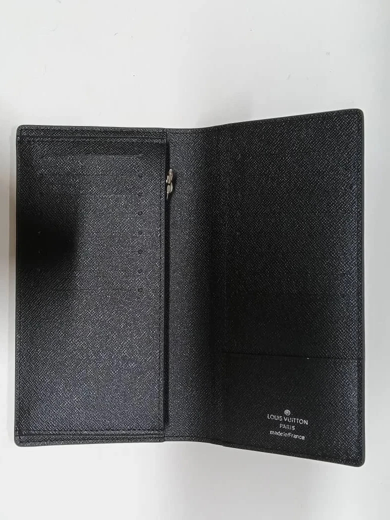 Louis Vuitton Monogram Eclipse Porte feiulle Braz… - image 3