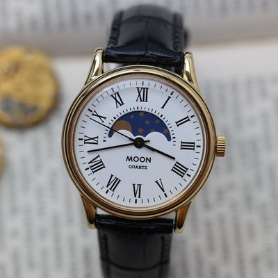 Wristwatch ''Moon Phase''/ Real moon phases calendar, watch style RAKETA