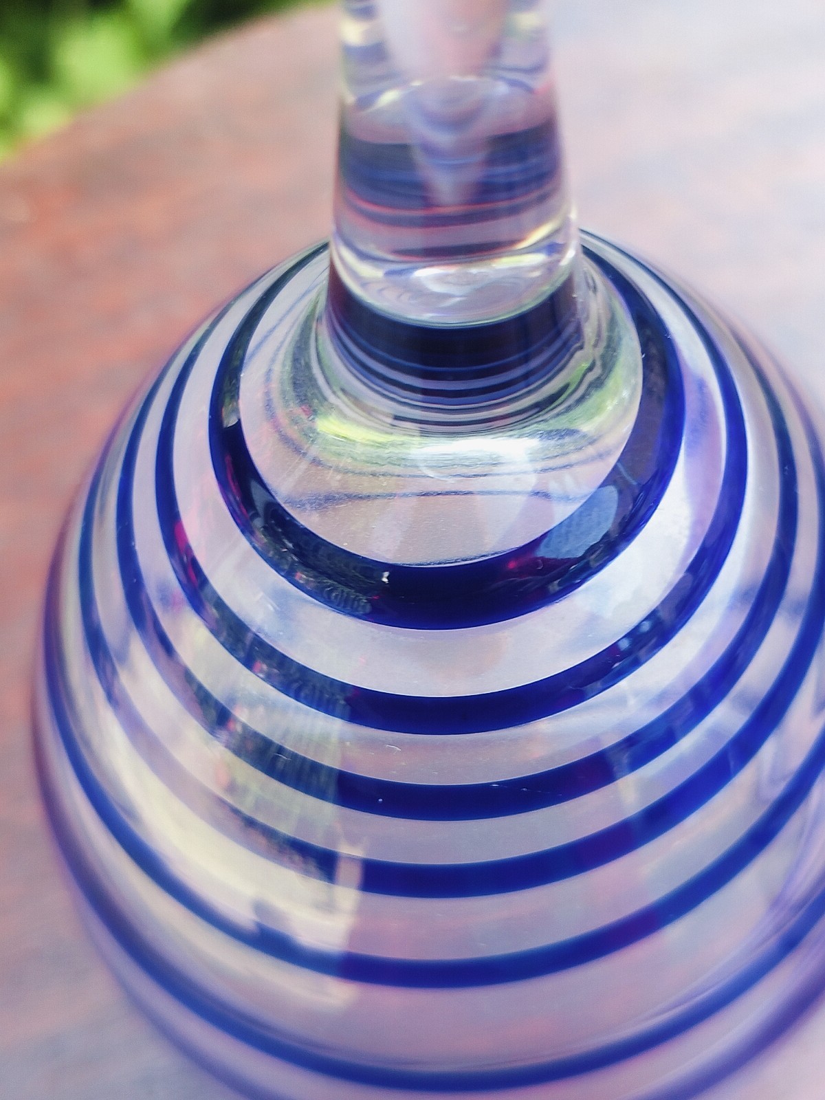 Charlotte Street 12oz Kate Spade NY Wine Glass Set (Set of 2) Cobalt Swirl  thumbnail 3