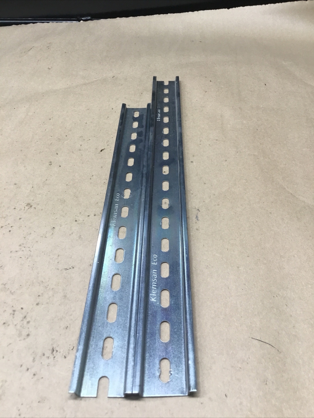 KLEMSAN DIN Rail 16-1/2 In, 13-1/2 In Length #722F95