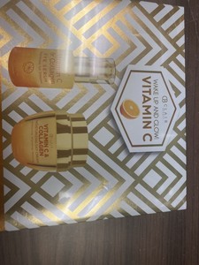 clair beauty vitamin c and collagen