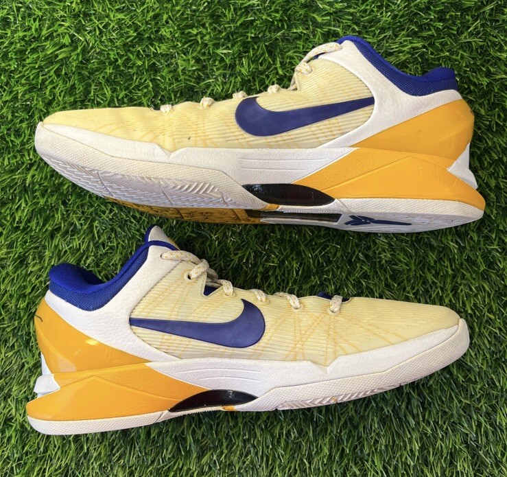 Nike Zoom Kobe 7 VII System Lakers Home 2012 Size 9 Sneakers Shoes