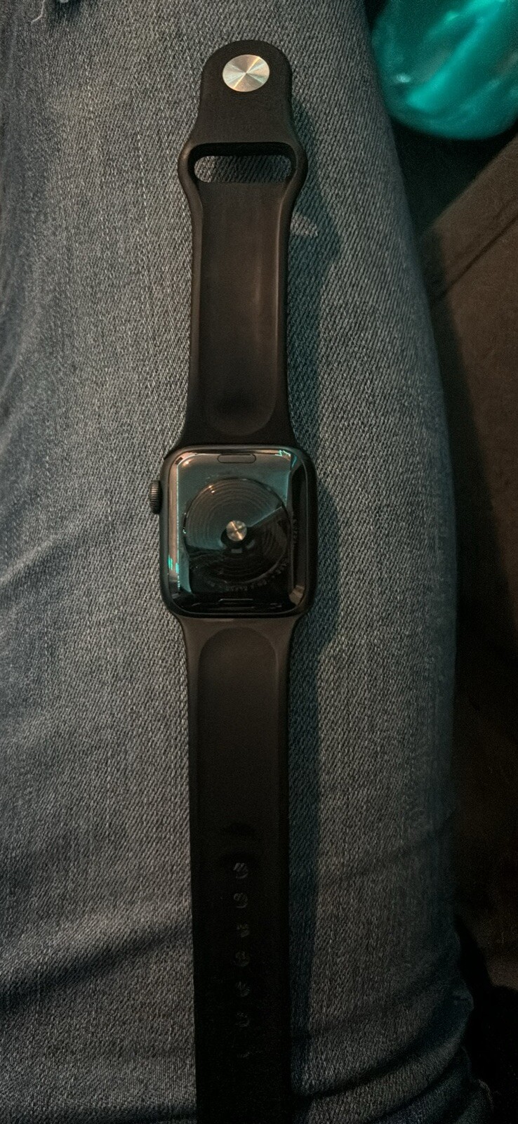 Apple Watch SE GPS 40mm Space Grey Aluminium Case Midnight Sport Band-image